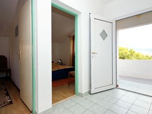 23925856-Ferienwohnung-6-Zavalatica-300x225-3