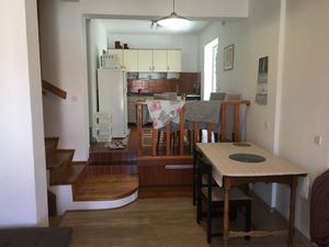 23930610-Ferienwohnung-8-Zavalatica-300x225-5