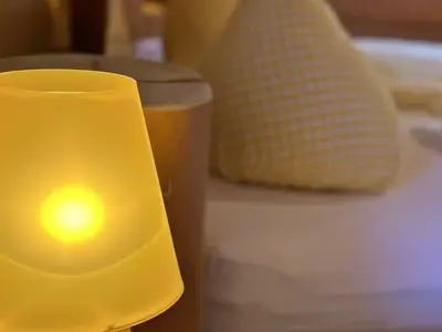 ferienwohnungmostkellernachttischlampe