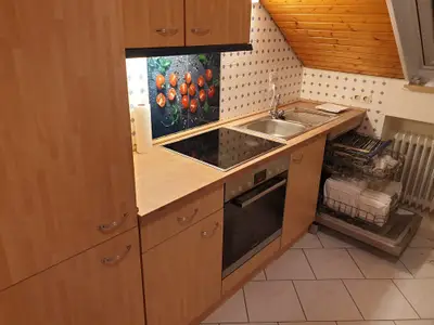 KITCHEN, INSIDE