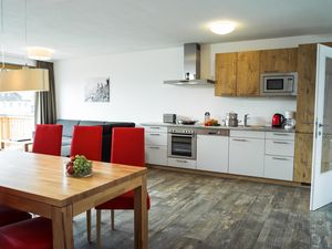 18008975-Ferienwohnung-6-Zell am See-300x225-4