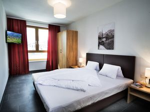 18008973-Ferienwohnung-6-Zell am See-300x225-5