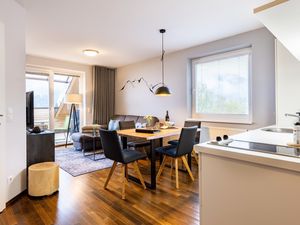 23681394-Ferienwohnung-4-Zell am See-300x225-3