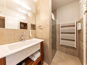 23681746-Ferienwohnung-2-Zell am See-300x225-5