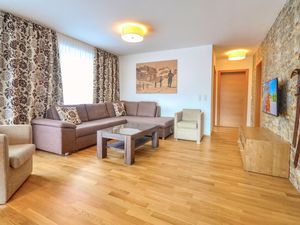 23885906-Ferienwohnung-8-Zell am See-300x225-2