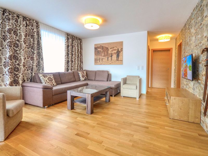 23885906-Ferienwohnung-8-Zell am See-800x600-2