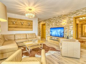 23885924-Ferienwohnung-8-Zell am See-300x225-0