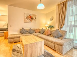 23885928-Ferienwohnung-7-Zell am See-300x225-5