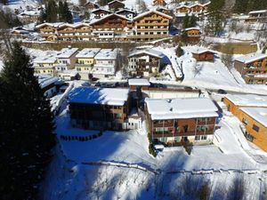 19088495-Ferienwohnung-5-Zell am See-300x225-1