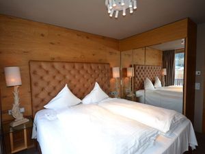 19088545-Ferienwohnung-6-Zell am See-300x225-1