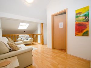 19088504-Ferienwohnung-6-Zell am See-300x225-5