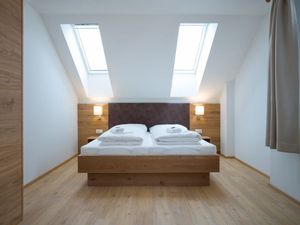 19273984-Ferienwohnung-7-Zell am See-300x225-5