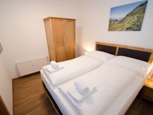 19279194-Ferienwohnung-4-Zell am See-300x225-5