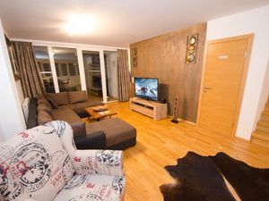 19307179-Ferienwohnung-8-Zell am See-300x225-4