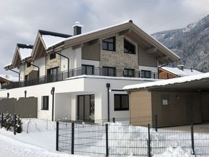 19364759-Ferienwohnung-8-Zell am See-300x225-4