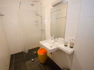 19364759-Ferienwohnung-8-Zell am See-300x225-5