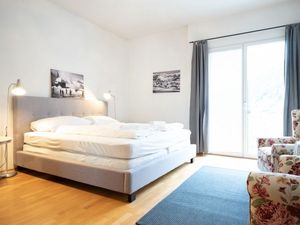 22032739-Ferienwohnung-8-Zell am See-300x225-0