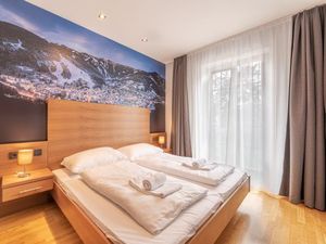 22091667-Ferienwohnung-6-Zell am See-300x225-1