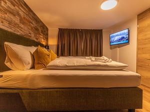 23018841-Ferienwohnung-4-Zell am See-300x225-0