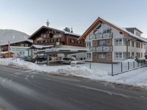 23172979-Ferienwohnung-6-Zell am See-300x225-1