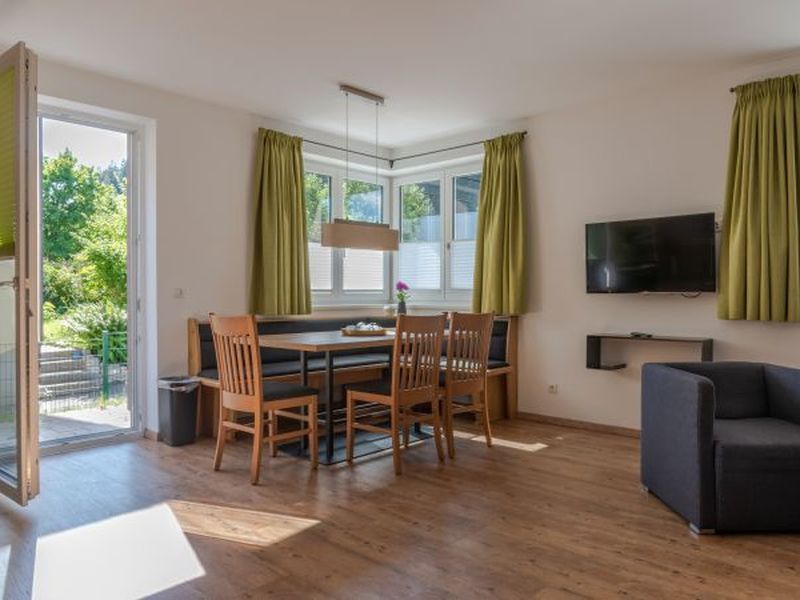 23168947-Ferienwohnung-6-Zell am See-800x600-1