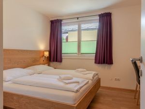 23171801-Ferienwohnung-8-Zell am See-300x225-3