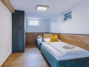 23293986-Ferienwohnung-6-Zell am See-300x225-1