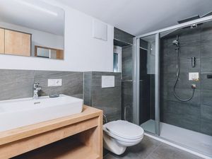 23293986-Ferienwohnung-6-Zell am See-300x225-1