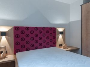 23277803-Ferienwohnung-9-Zell am See-300x225-3