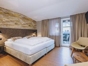 23283271-Ferienwohnung-2-Zell am See-300x225-1