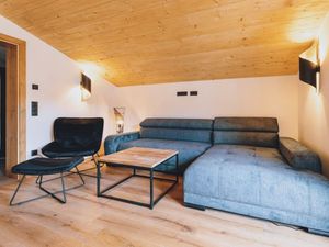 23388708-Ferienwohnung-8-Zell am See-300x225-5