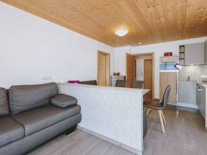 23543354-Ferienwohnung-7-Zell am See-300x225-5