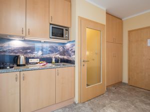 23925568-Ferienwohnung-6-Zell am See-300x225-2