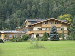 24021826-Ferienwohnung-4-Zell am See-300x225-1