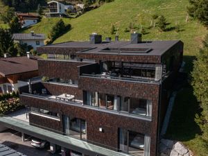 23858600-Ferienwohnung-8-Zell am See-300x225-1