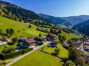 24056171-Ferienwohnung-10-Zell am See-300x225-2