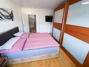 22447261-Ferienwohnung-8-Zell am See-300x225-4