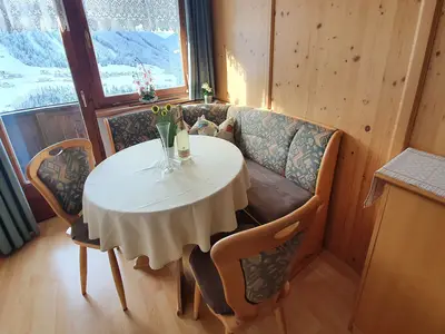 DiningRoom
