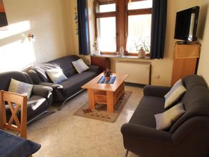 18385563-Ferienwohnung-5-Zell (Mosel)-300x225-4