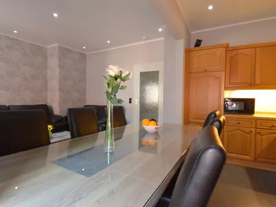 DiningRoom