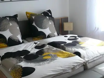 1. Schlafzimmer