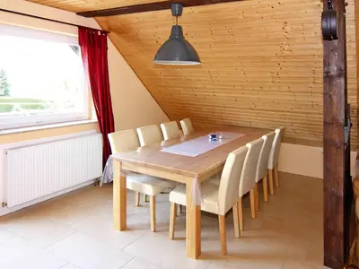DiningRoom