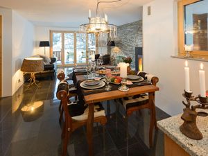 23951740-Ferienwohnung-4-Zermatt-300x225-4