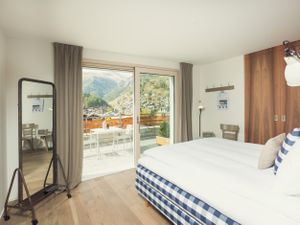 23951744-Ferienwohnung-4-Zermatt-300x225-2