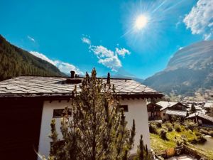 23951764-Ferienwohnung-4-Zermatt-300x225-2