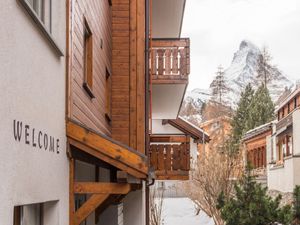 23952132-Ferienwohnung-6-Zermatt-300x225-1