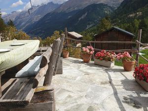 23367914-Ferienwohnung-3-Zermatt-300x225-1