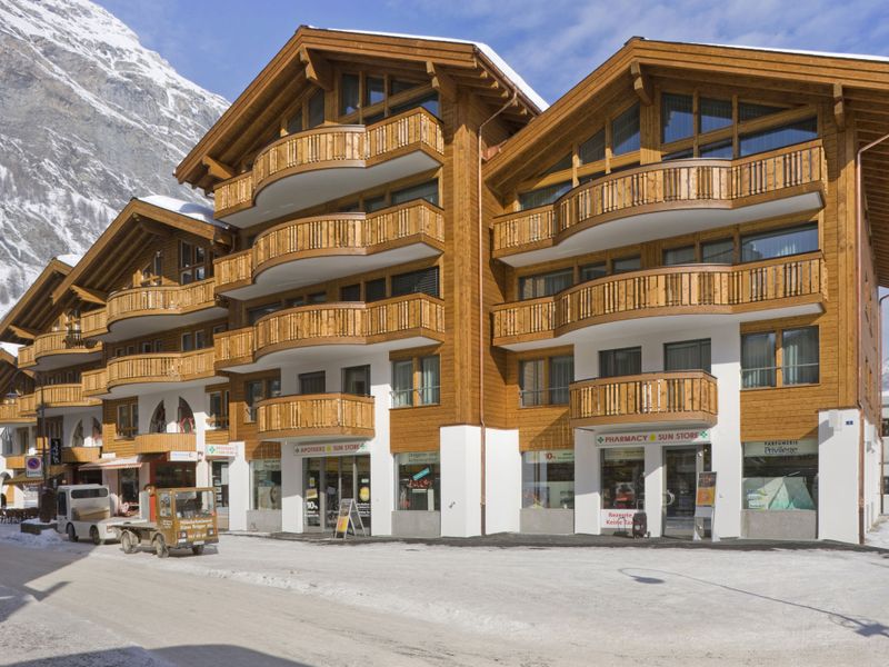 23837500-Ferienwohnung-8-Zermatt-800x600-0