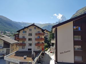 23837500-Ferienwohnung-8-Zermatt-300x225-2