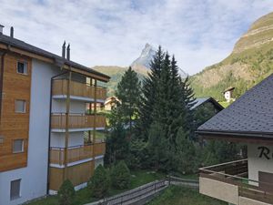 23840218-Ferienwohnung-4-Zermatt-300x225-0